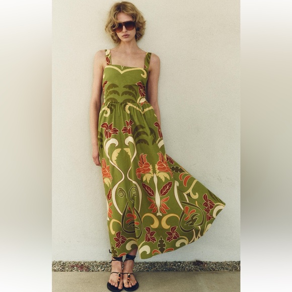 Zara Dresses & Skirts - ZARA PRINTED MIDI DRESS